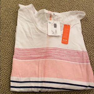 New Sundry long sleeve tee